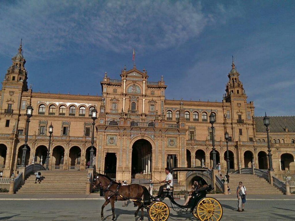 площадь Испании в Севилье